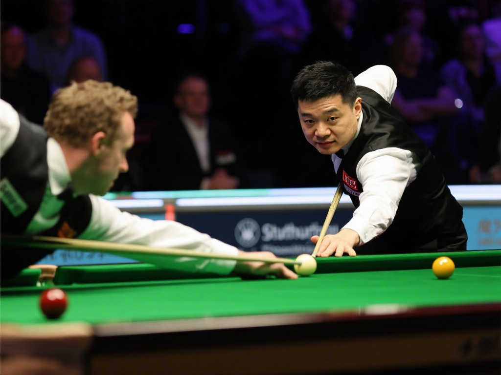 一个吸引眼 一个吸引眼